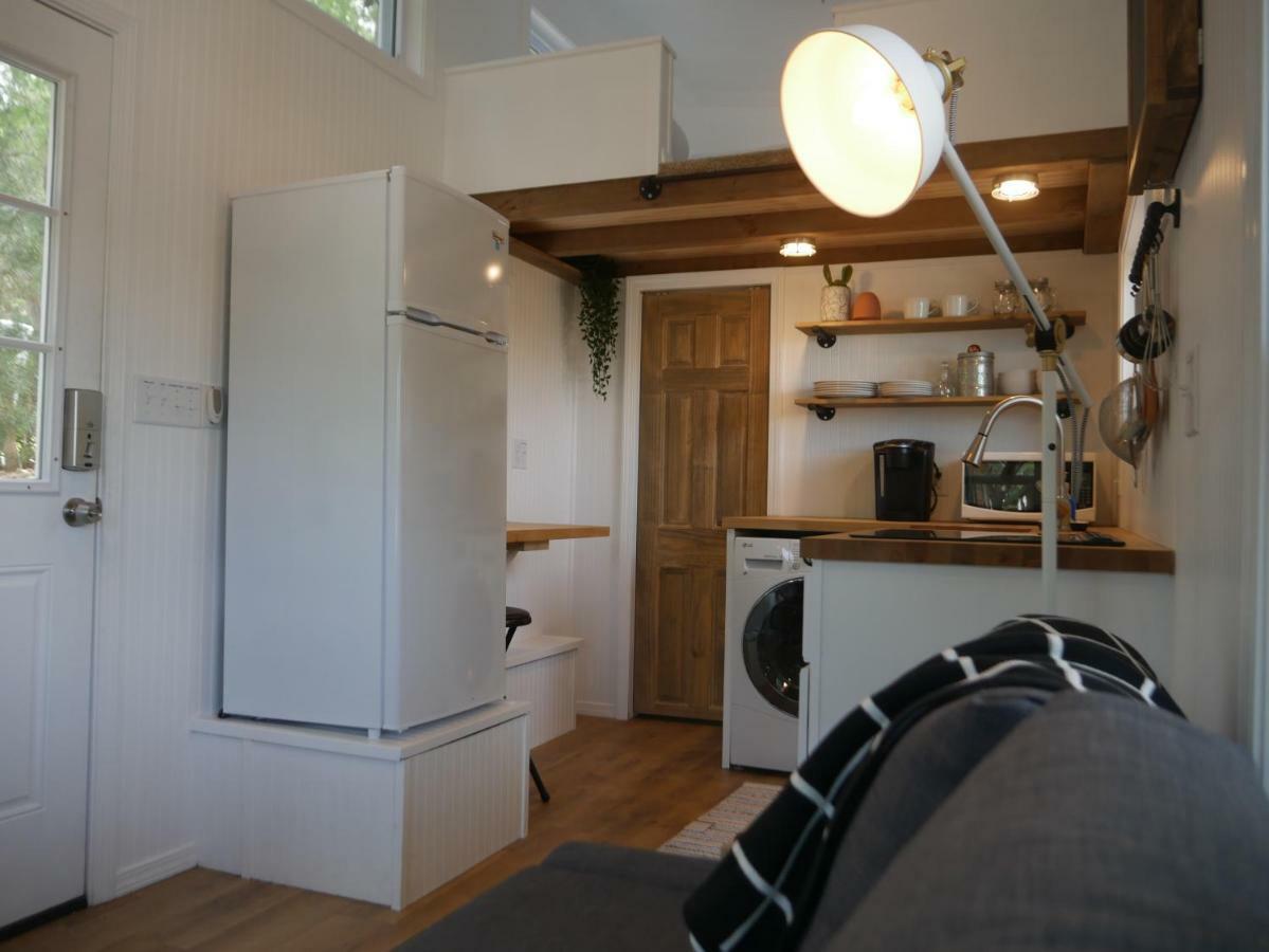 Hygge Tiny Home Hue-Gah Leeds Екстериор снимка