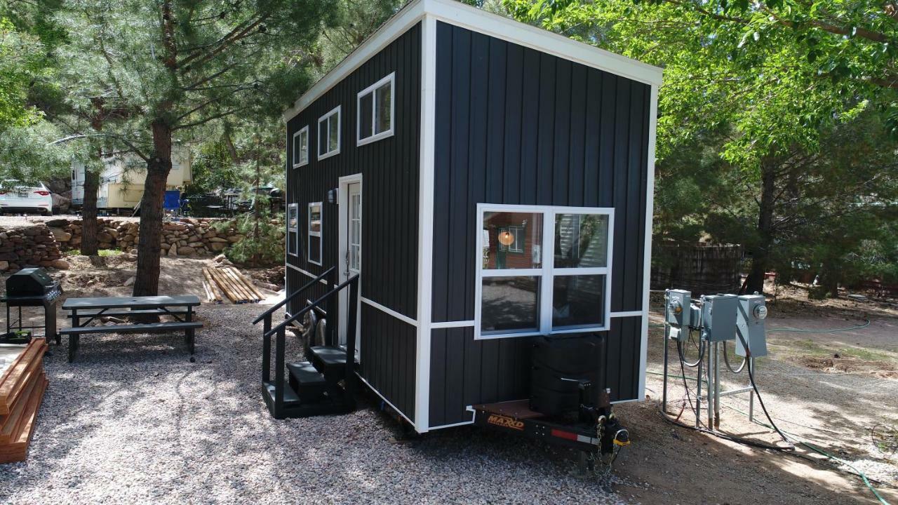 Hygge Tiny Home Hue-Gah Leeds Екстериор снимка