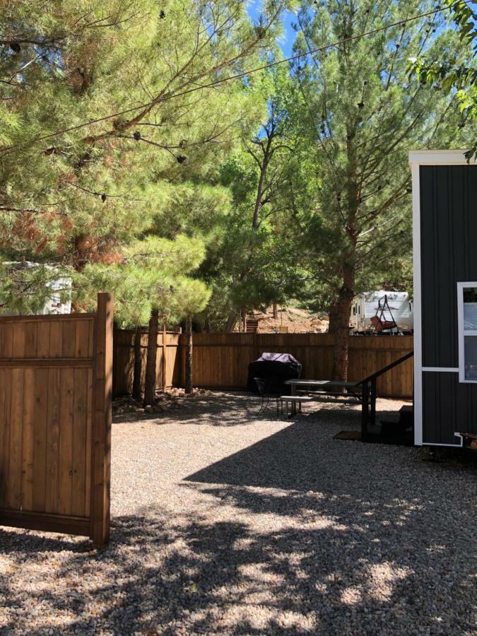 Hygge Tiny Home Hue-Gah Leeds Екстериор снимка